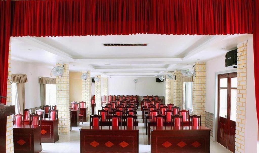 Ngoc Bach Hotel Майтяу Экстерьер фото