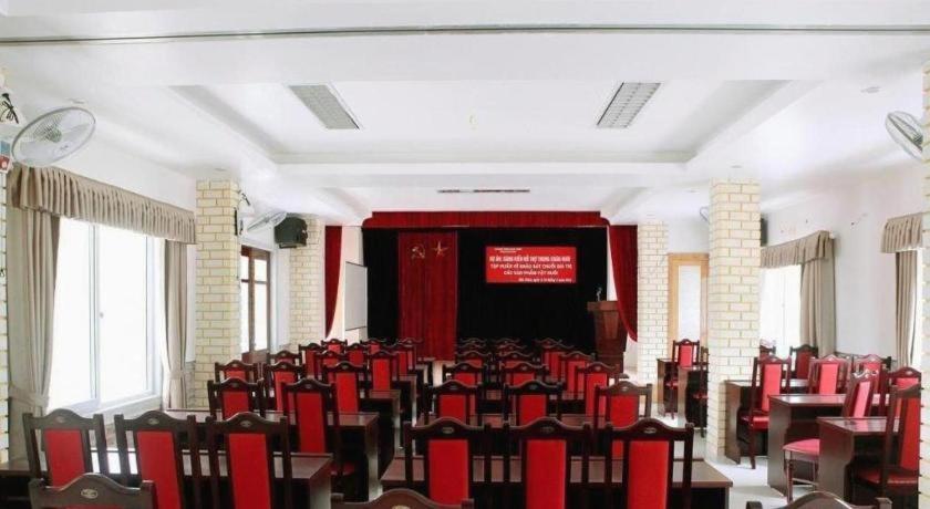 Ngoc Bach Hotel Майтяу Экстерьер фото