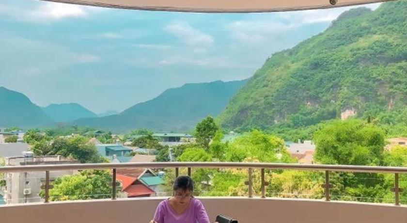 Ngoc Bach Hotel Майтяу Экстерьер фото